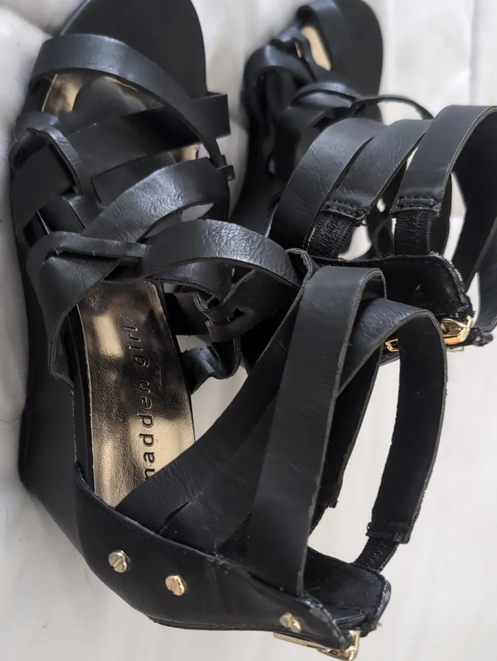 Lulu Guapa Black Strappy Women’s Sandals
